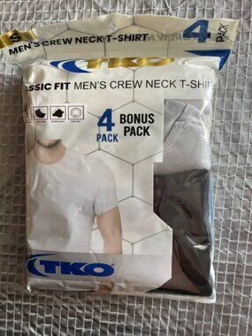 TKO men’s crew neck t shirt size Small